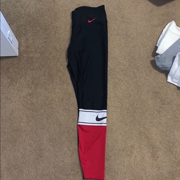 Nike leggings - Picture 2 of 4